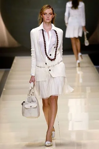 Look 10